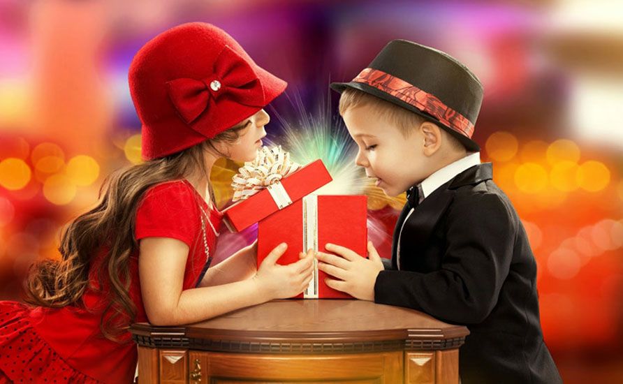 تاریخچه و حقیقت ولنتاین از زبان فسقلی | فروشگاه اسباب بازی فسقلی