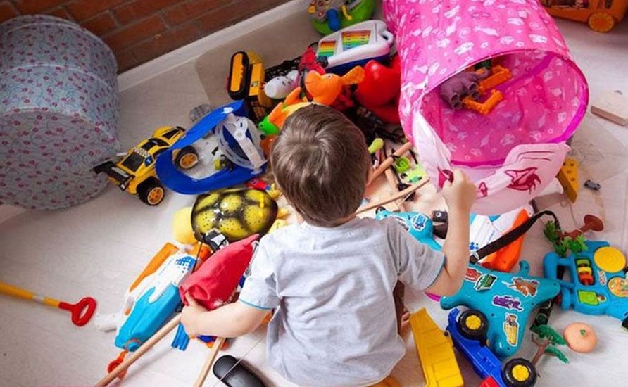 این اسباب بازی ها برای کودکان بسیار خطرناک هستند | فروشگاه اسباب بازی فسقلی