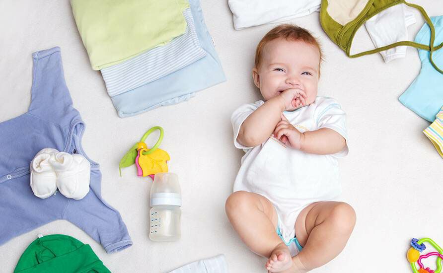 چه لوازمی برای خرید سیسمونی نوزاد لازم است؟ | فروشگاه اسباب بازی فسقلی