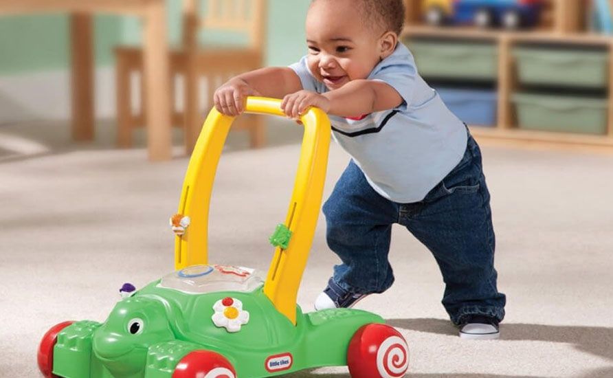 واکر یا روروک کدام را برای نوزاد انتخاب کنیم| فروشگاه سیسمونی فسقلی در تهران