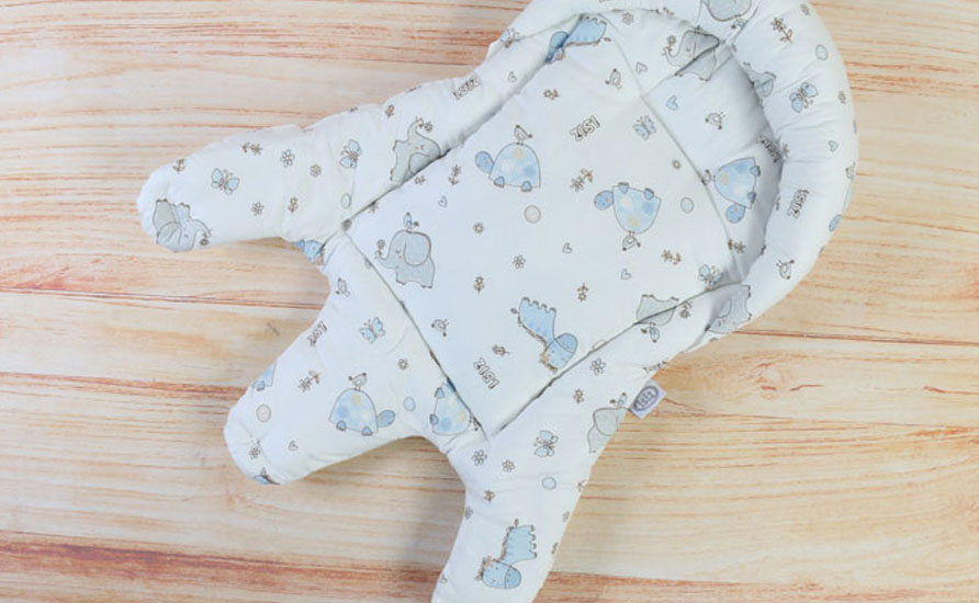 قنداق سوییسی؛ معرفی کامل و راهنمای خرید آغوشگیر نوزاد| فروشگاه سیسمونی و اسباب بازی فسقلی